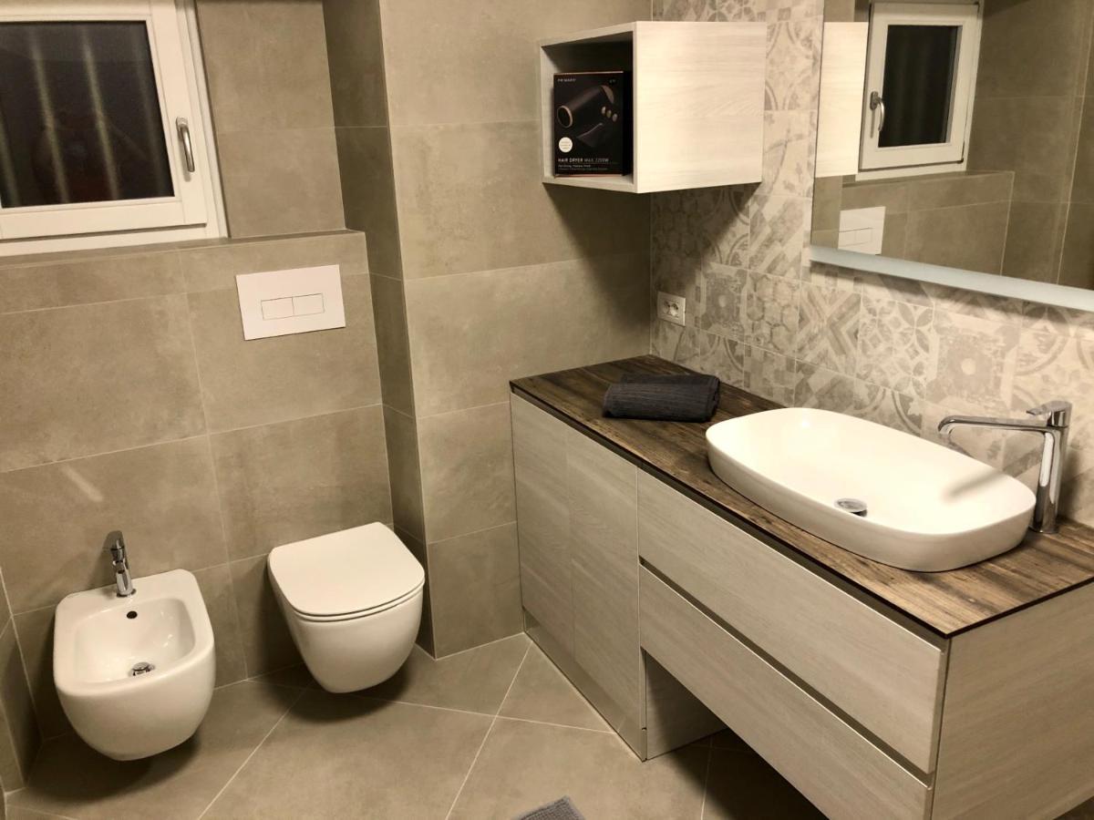 Appartement Casa Elisabetta, Affacciata Sul Golfo à Salò Extérieur photo